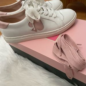 Women’s sneakers